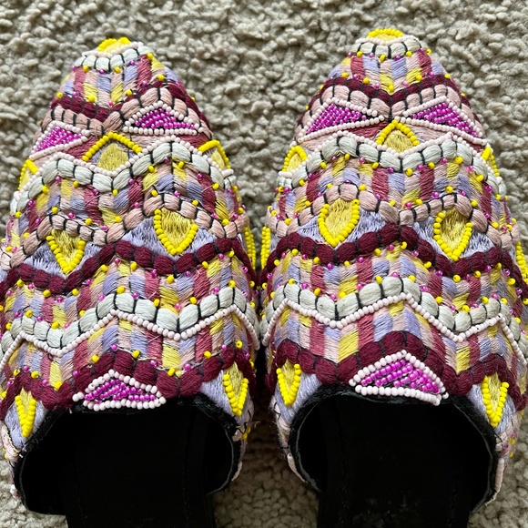 VERO MODA Charming Embroidered Mules - Picture 4 of 4